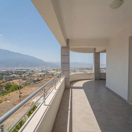 Azize Appartement *